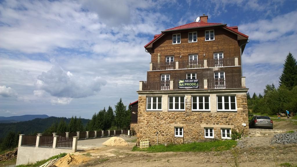 Apartman V Beskydech Staré Hamry Oda fotoğraf